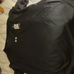 Mens Under Armour T-Shirt